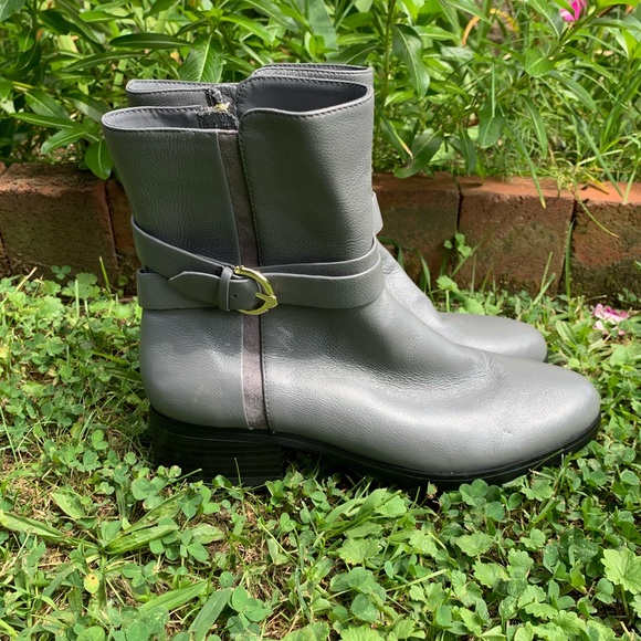 🦋 C Wonder Gray Leather booties - 7 - Picture 2 of 4